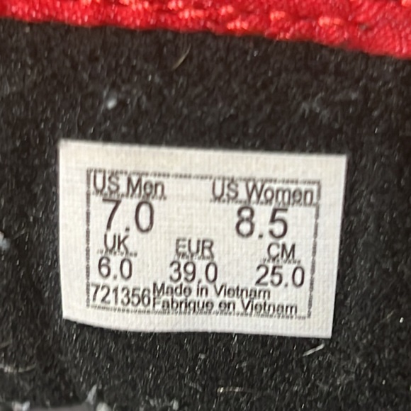 Vans X Peanuts Sk8-Hi Reissue Suede/Canvas Sneakers Size 8.5 Woman's - Picture 11 of 12